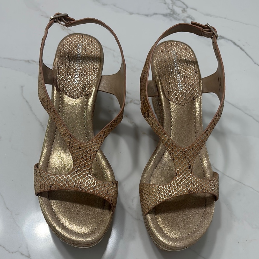 Donald J. Pliner Tan Wedge Shoes - Picture 3 of 17